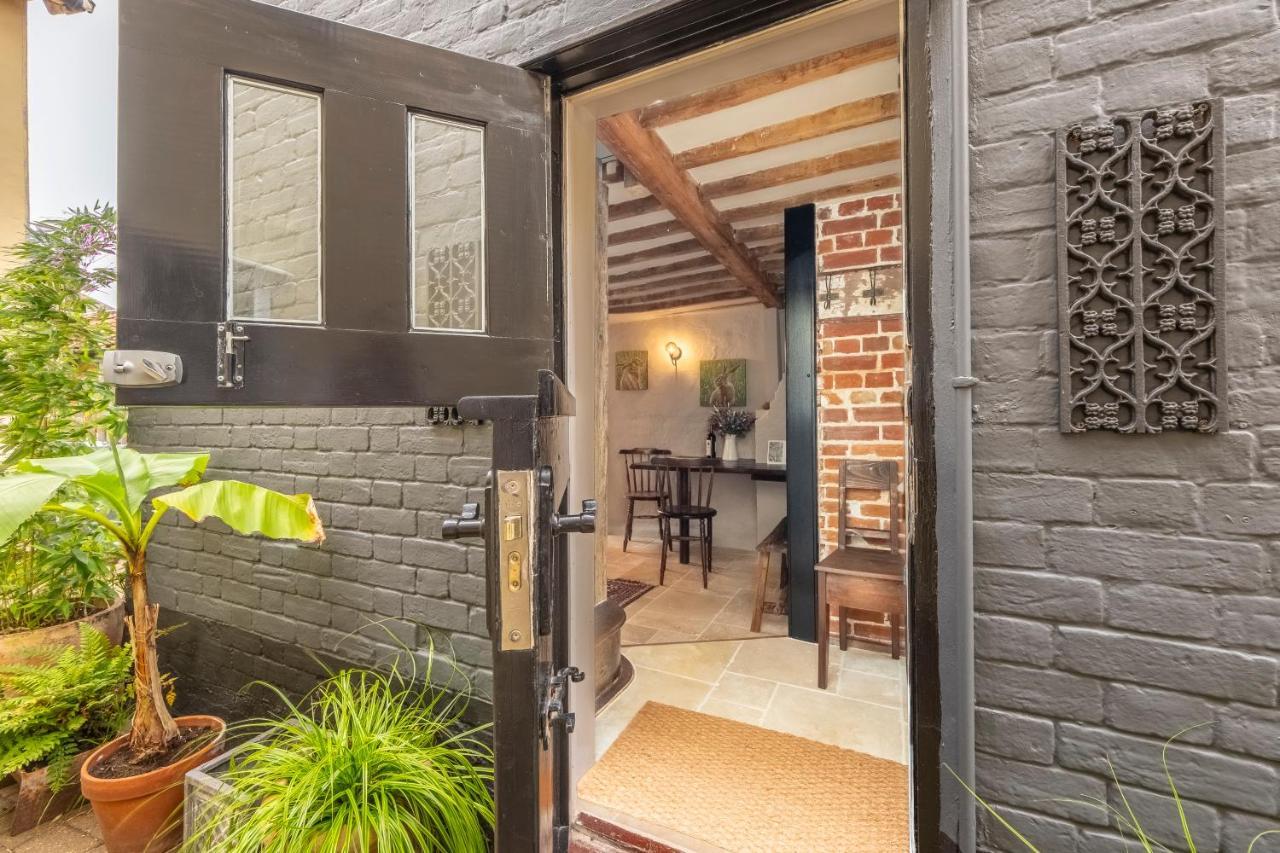 Most Romantic Cottage In Suffolk - Number Four Framlingham Esterno foto