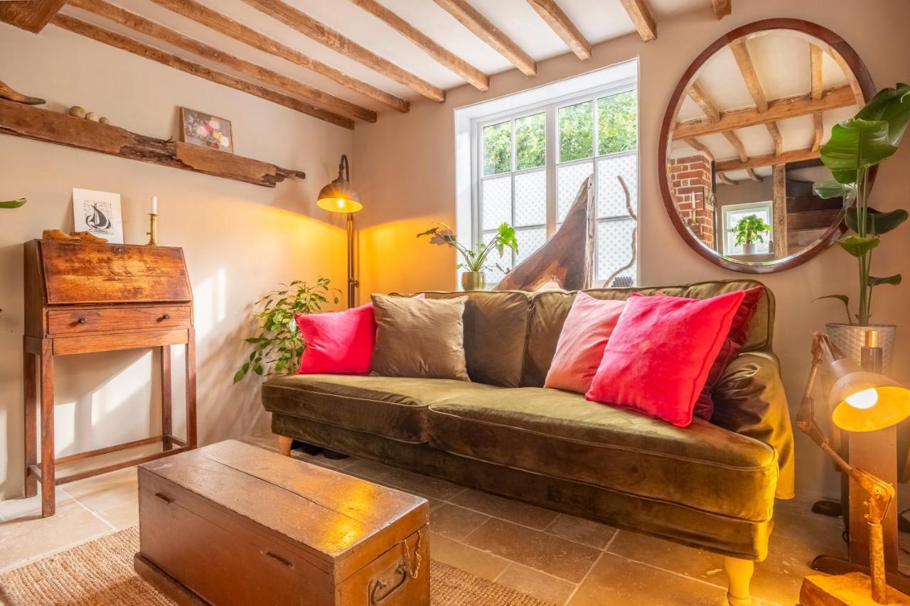 Most Romantic Cottage In Suffolk - Number Four Framlingham Esterno foto
