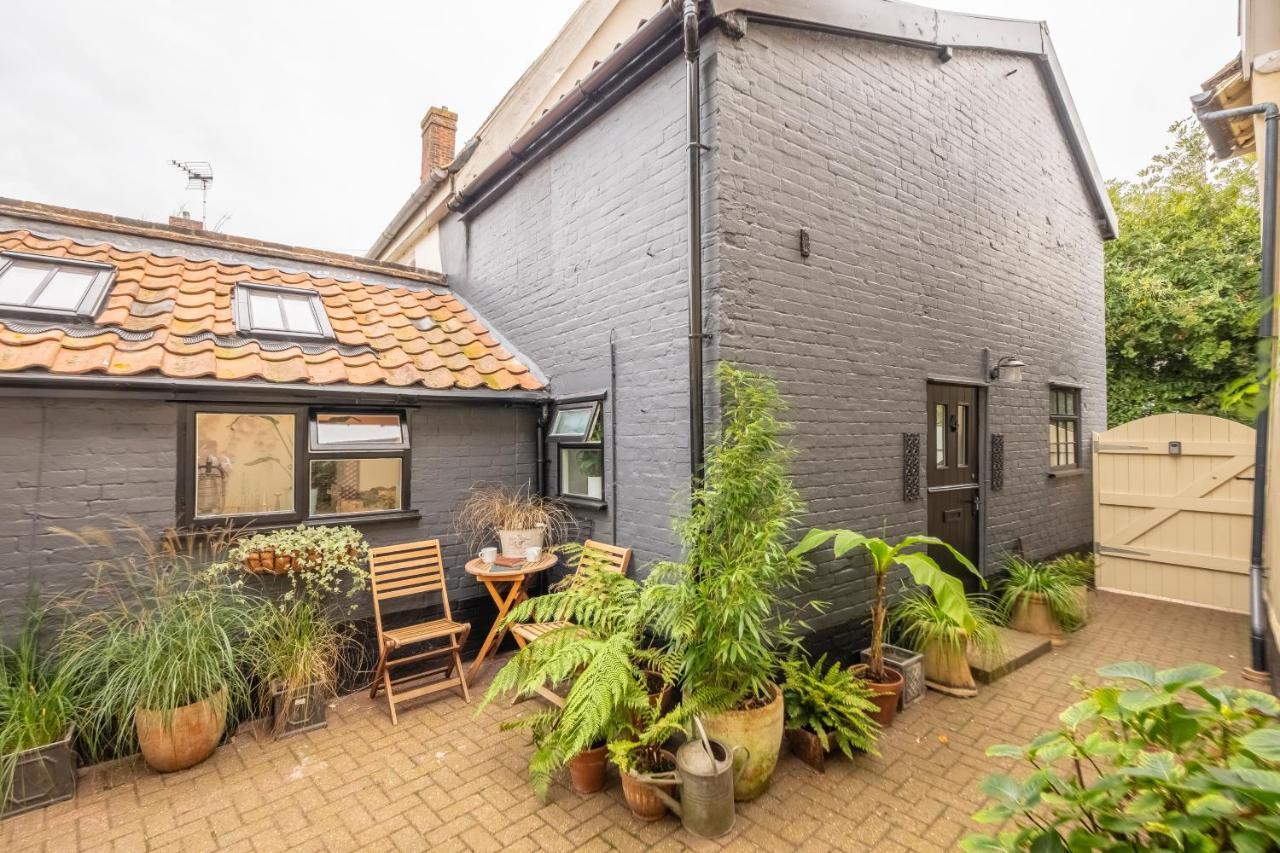Most Romantic Cottage In Suffolk - Number Four Framlingham Esterno foto